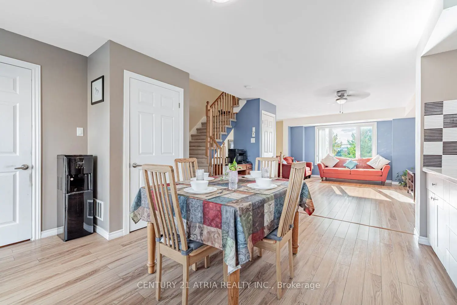 Additional image 8 of 15943 Bayview Avenue 9