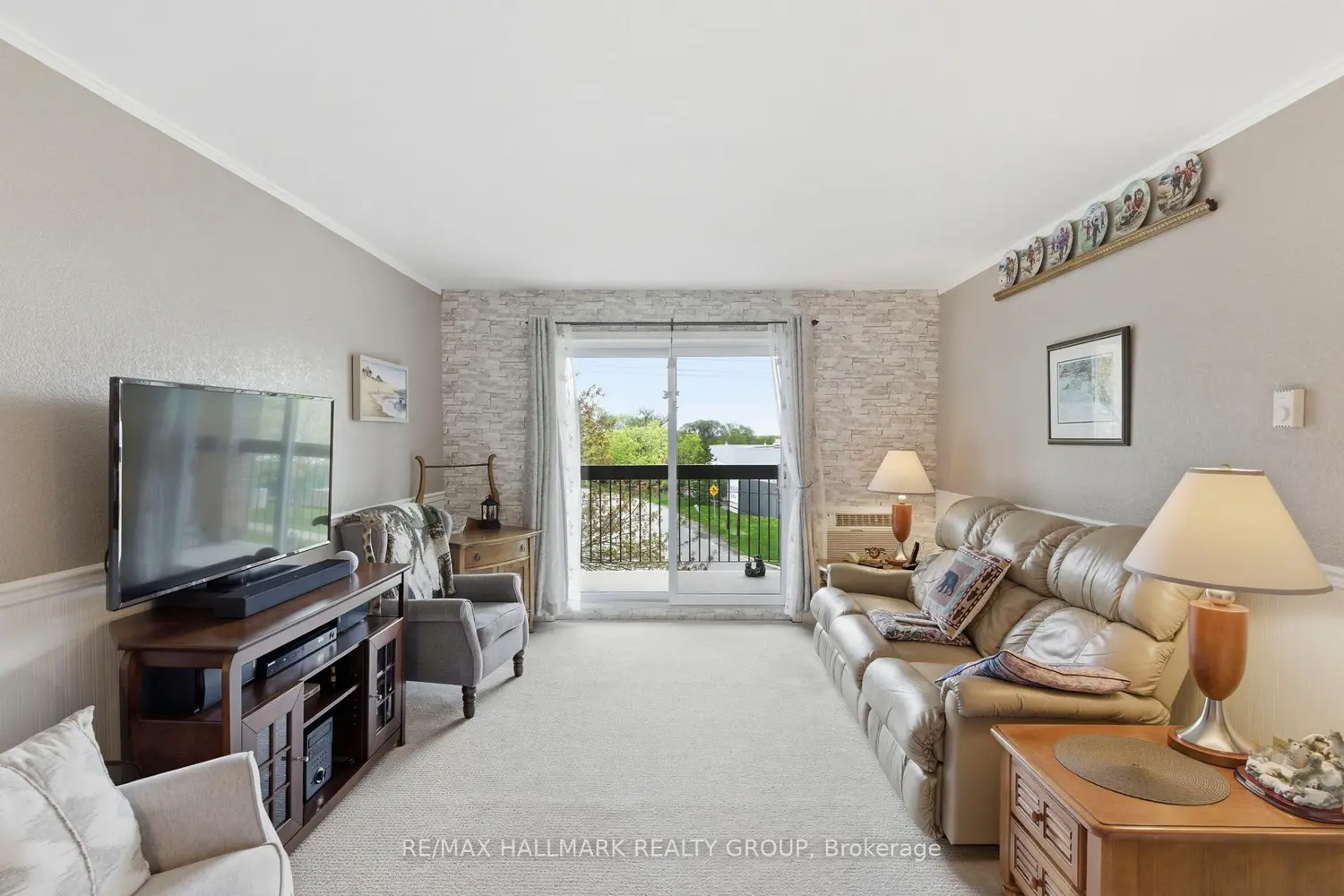 Additional image 10 of 1100 Millwood Avenue 304