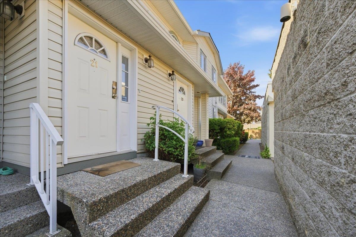 Additional image 3 of 21-5750 174 Street, Surrey, BC, V3S 7K3
