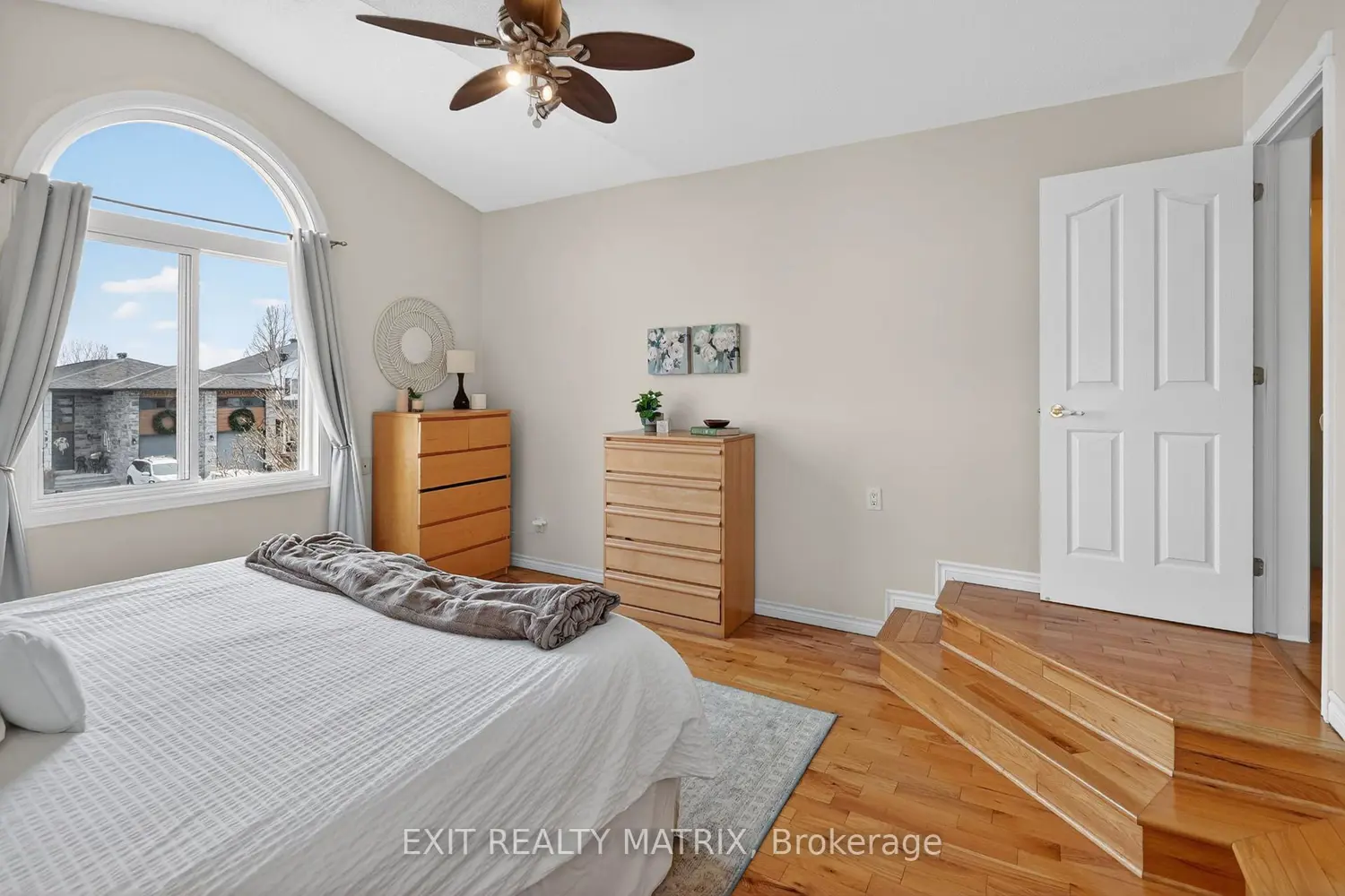 Additional image 9 of 292 Stiver Street