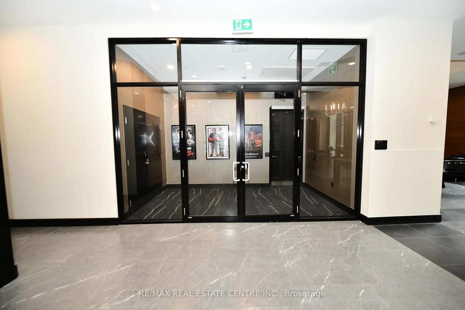 Additional image 11 of 145 Columbia Street 736