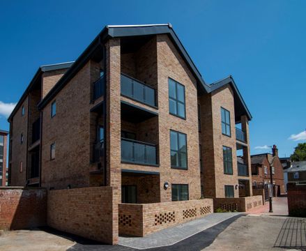Alto, Oxford OX4, New home