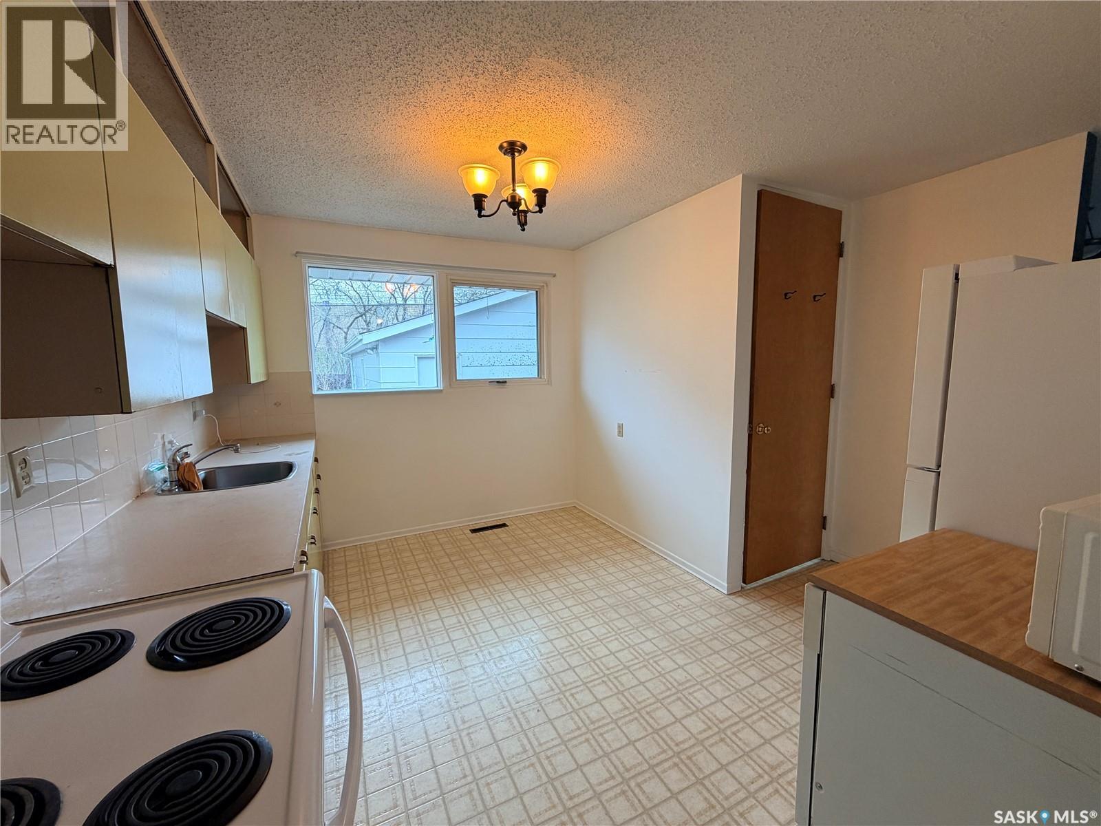Additional image 6 of 70 Lindsay Drive, Saskatoon, SK, S7H4B4