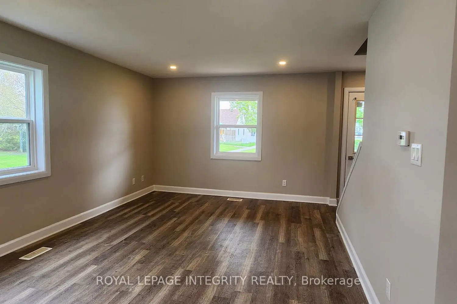 Additional image 10 of 17 Roosevelt Drive