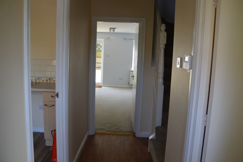 Additional image 4 of 3 bed terraced house to rentCedern Avenue, Elborough, Weston-Super-Mare BS24