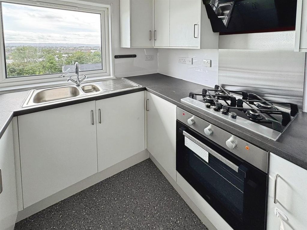 Additional image 9 of 2 bed flat to rentHood Street, Clydebank G81