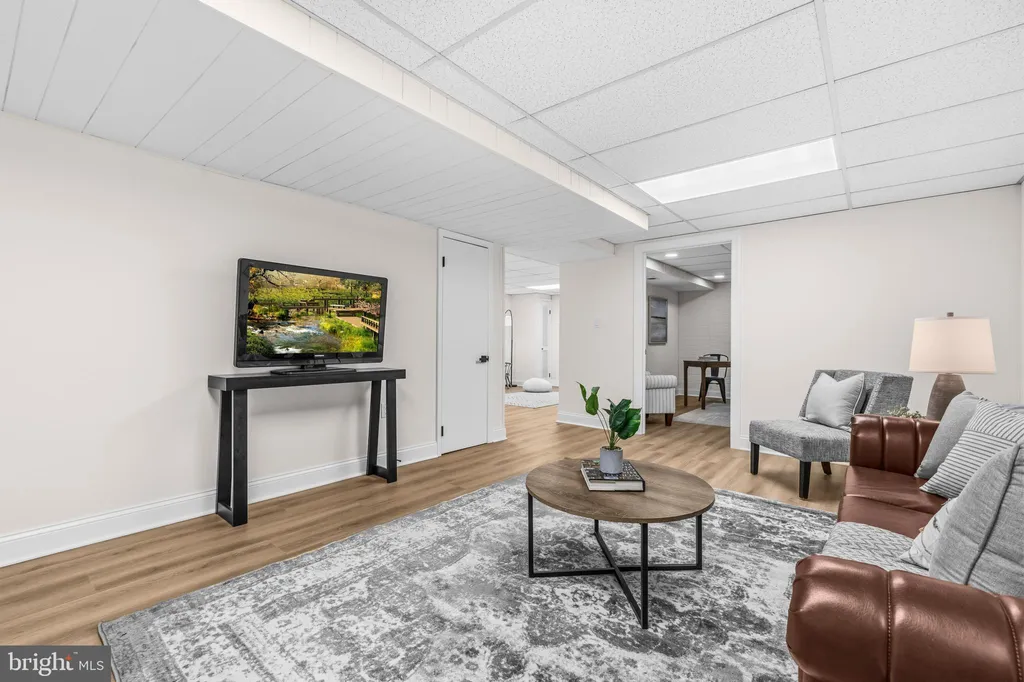 Additional image 35 of 9398 Paulskirk Drive, Ellicott City, MD 21042