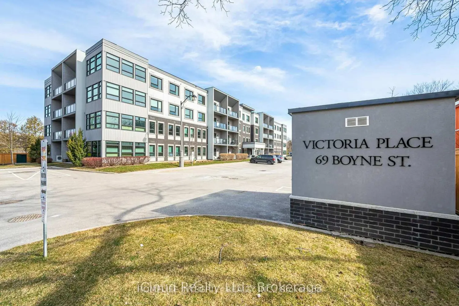 69 Boyne Street 402