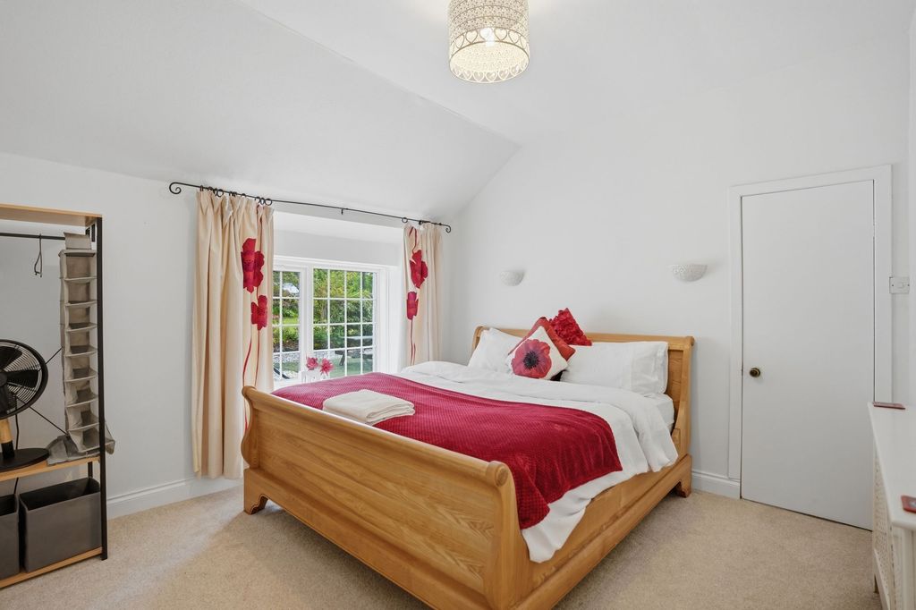 Additional image 19 of 4 bed detached bungalow for saleNether Auchlinsky Cottage, Dollar FK14