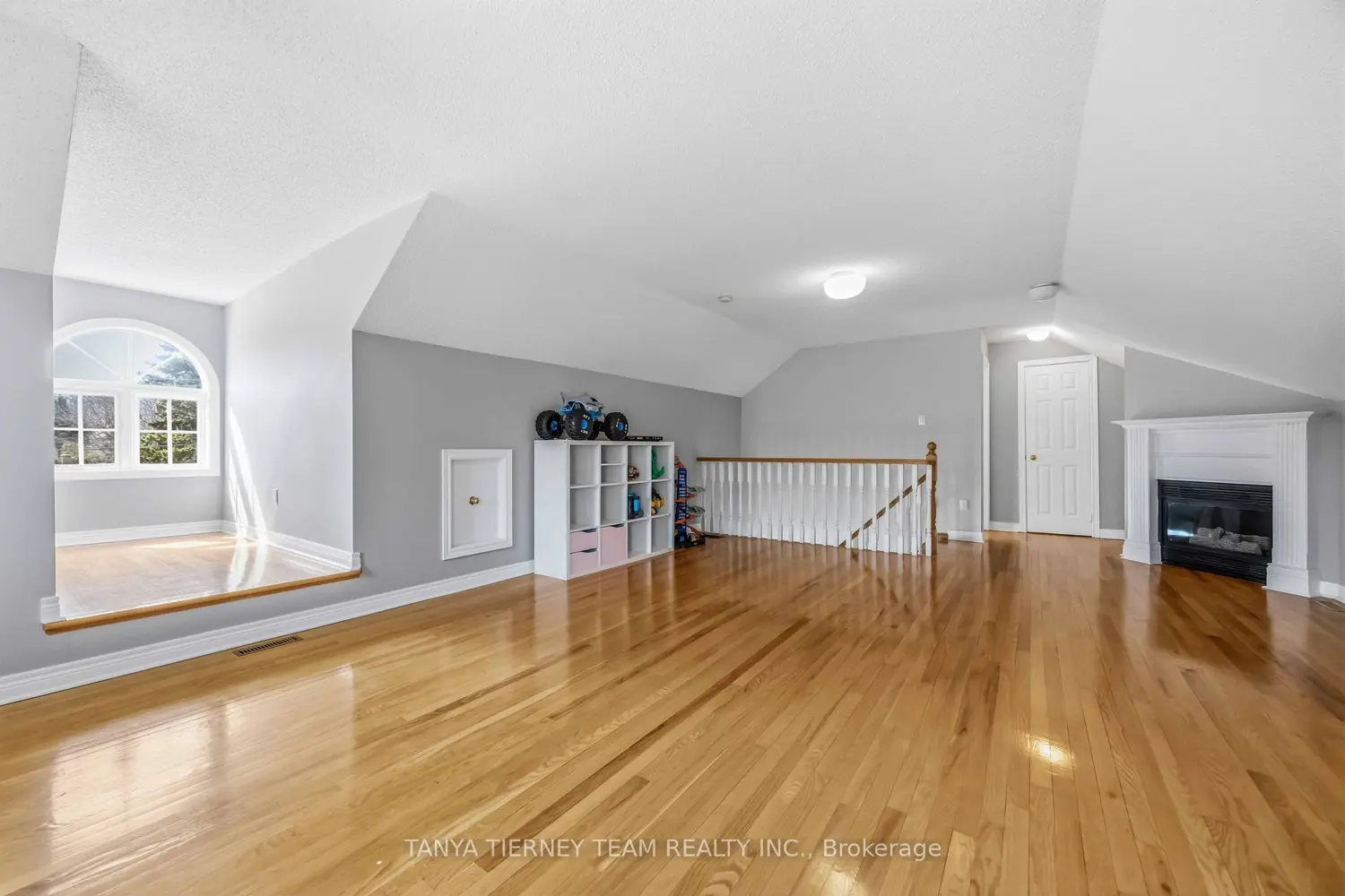 Additional image 12 of 467 Oakwood Drive