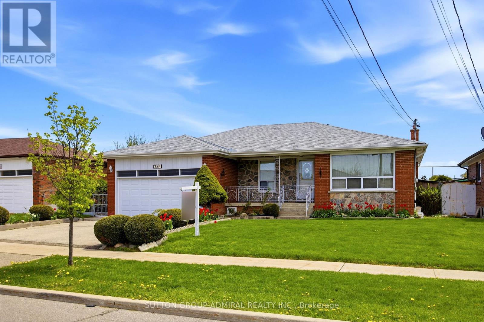 234 Derrydown Drive, Toronto, ON, M3J1S1