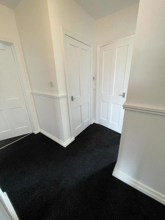 Additional image 12 of 3 bed flat to rentNorth Drive, Troon KA10