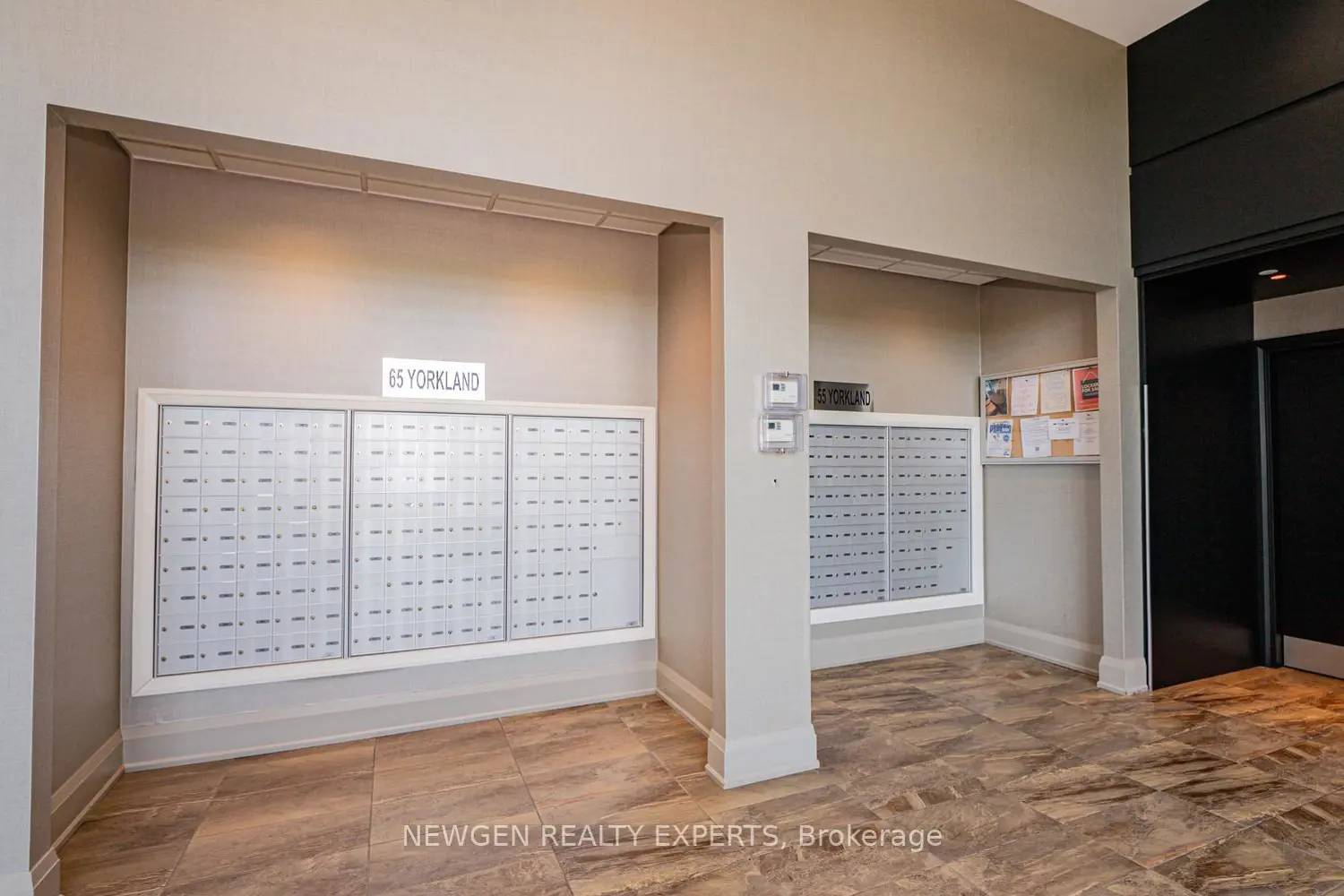 Additional image 10 of 65 Yorkland Boulevard 808