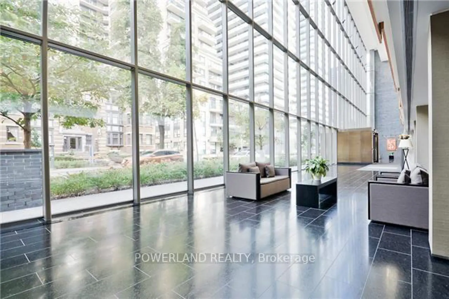 33 Charles Street 2601 photo 3