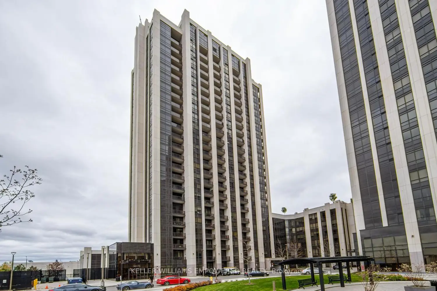 9075 Jane Street 116