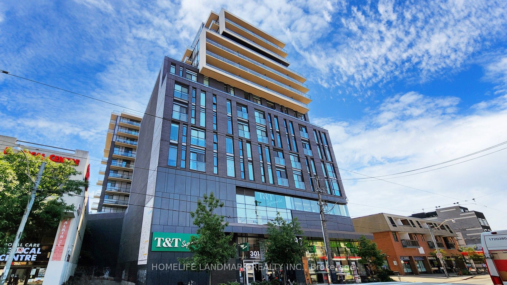 901-297 College Street, Toronto, ON, M5T 1S2