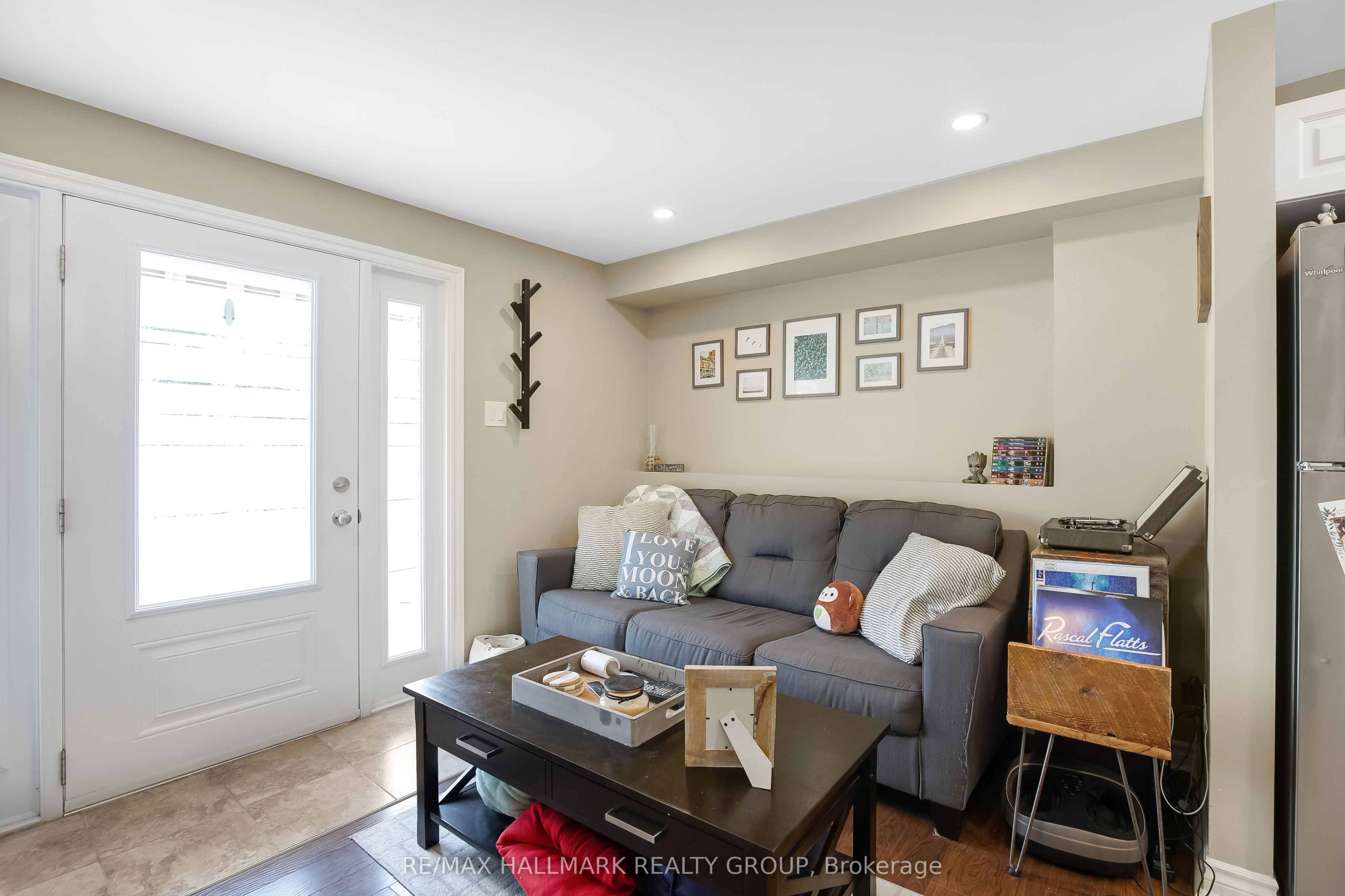 Additional image 4 of 2-3407 Woodroffe Avenue, Ottawa, ON, K2G 7A1