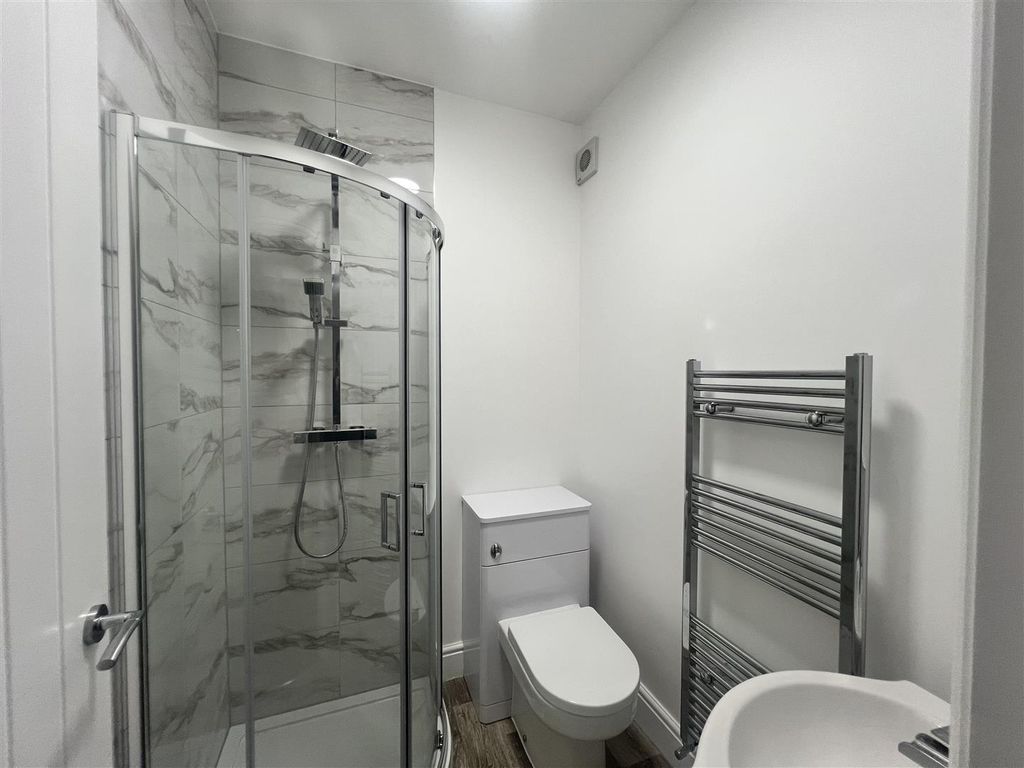 Additional image 7 of 2 bed terraced house to rentArthington Grove, Leeds LS10