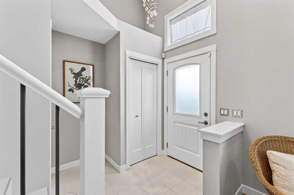 Additional image 6 of 814 Cranbrook Walk SE, Calgary, AB, T3M 2V5