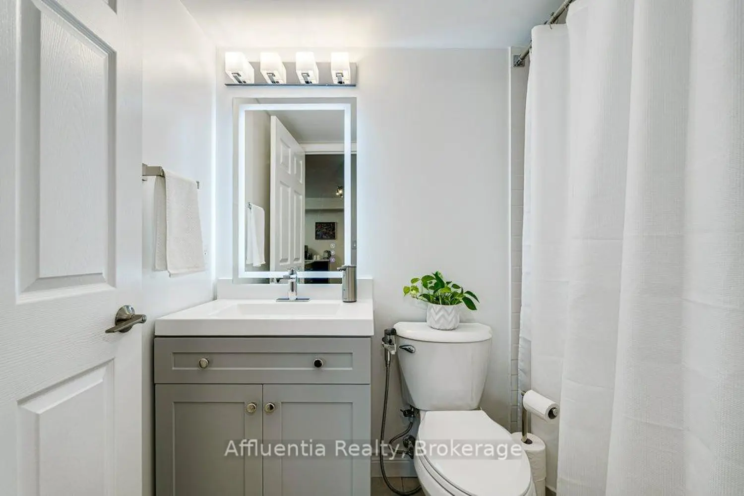 120 Dallimore Circle 408 photo 5