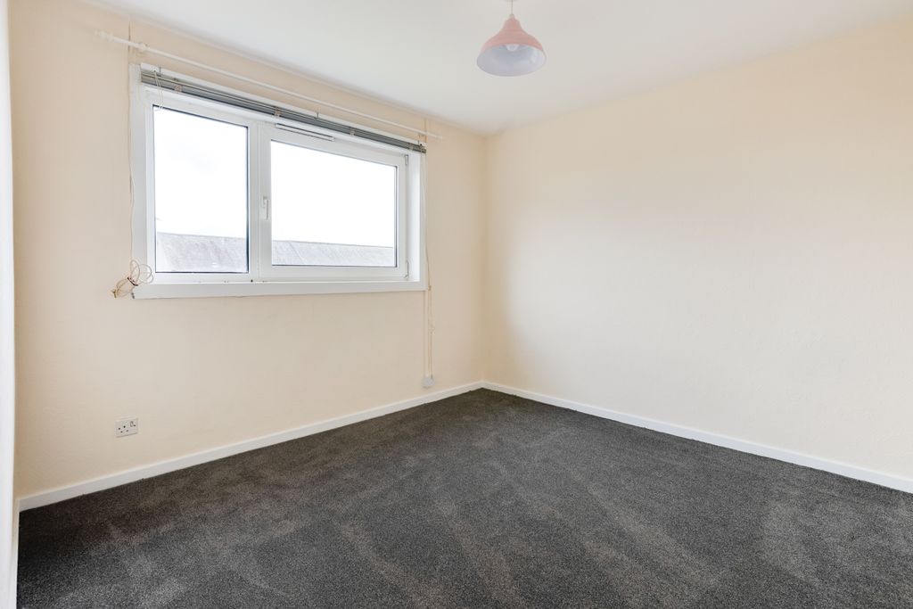 Additional image 10 of 3 bed semi-detached house to rentEarlsburn Avenue, Stirling FK7