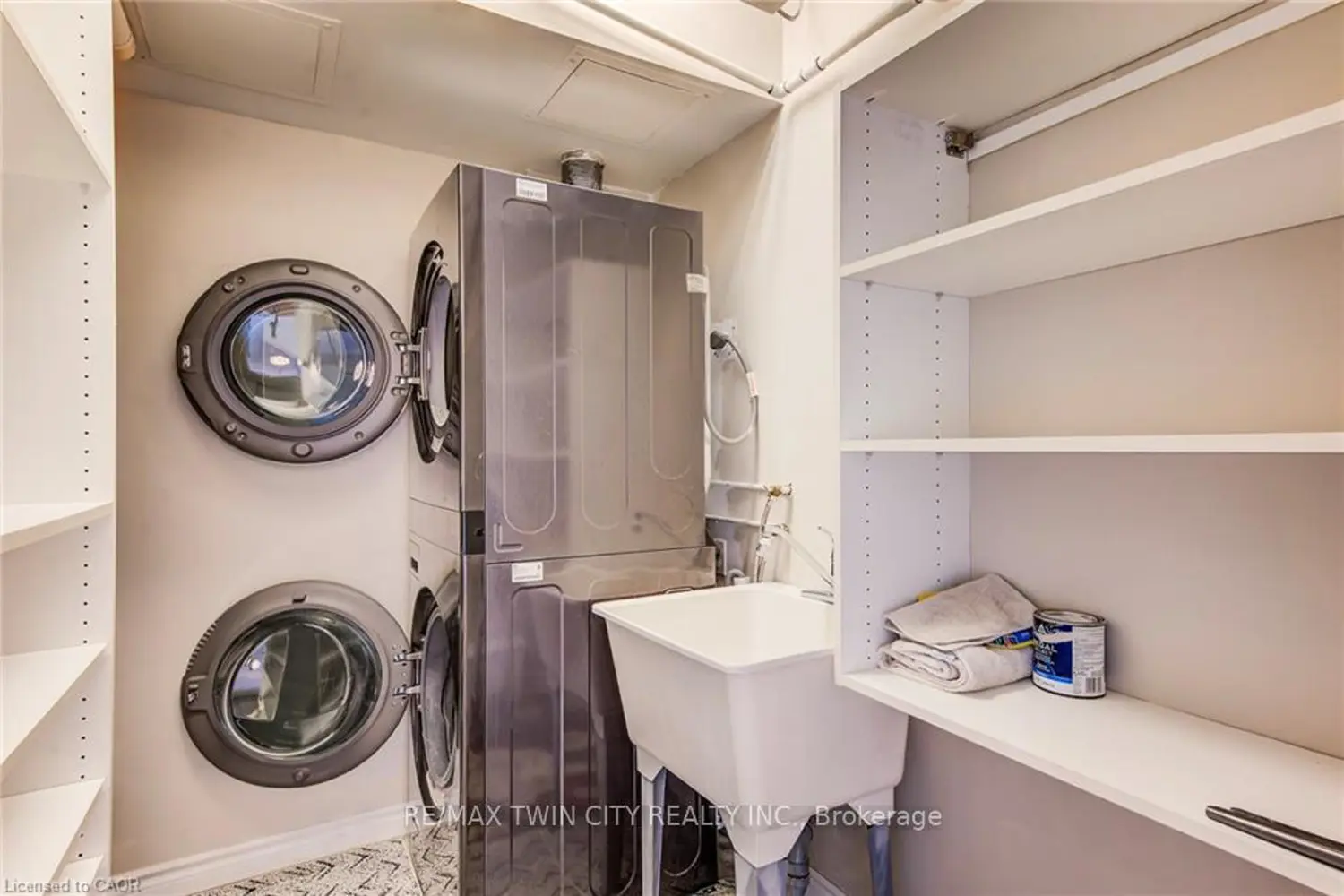 Additional image 16 of 405 Erb Street 507