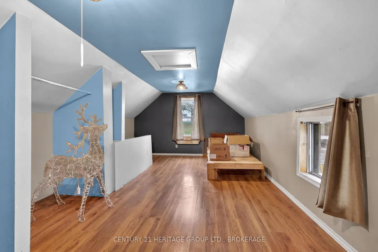 Additional image 9 of 326 Dundas Street