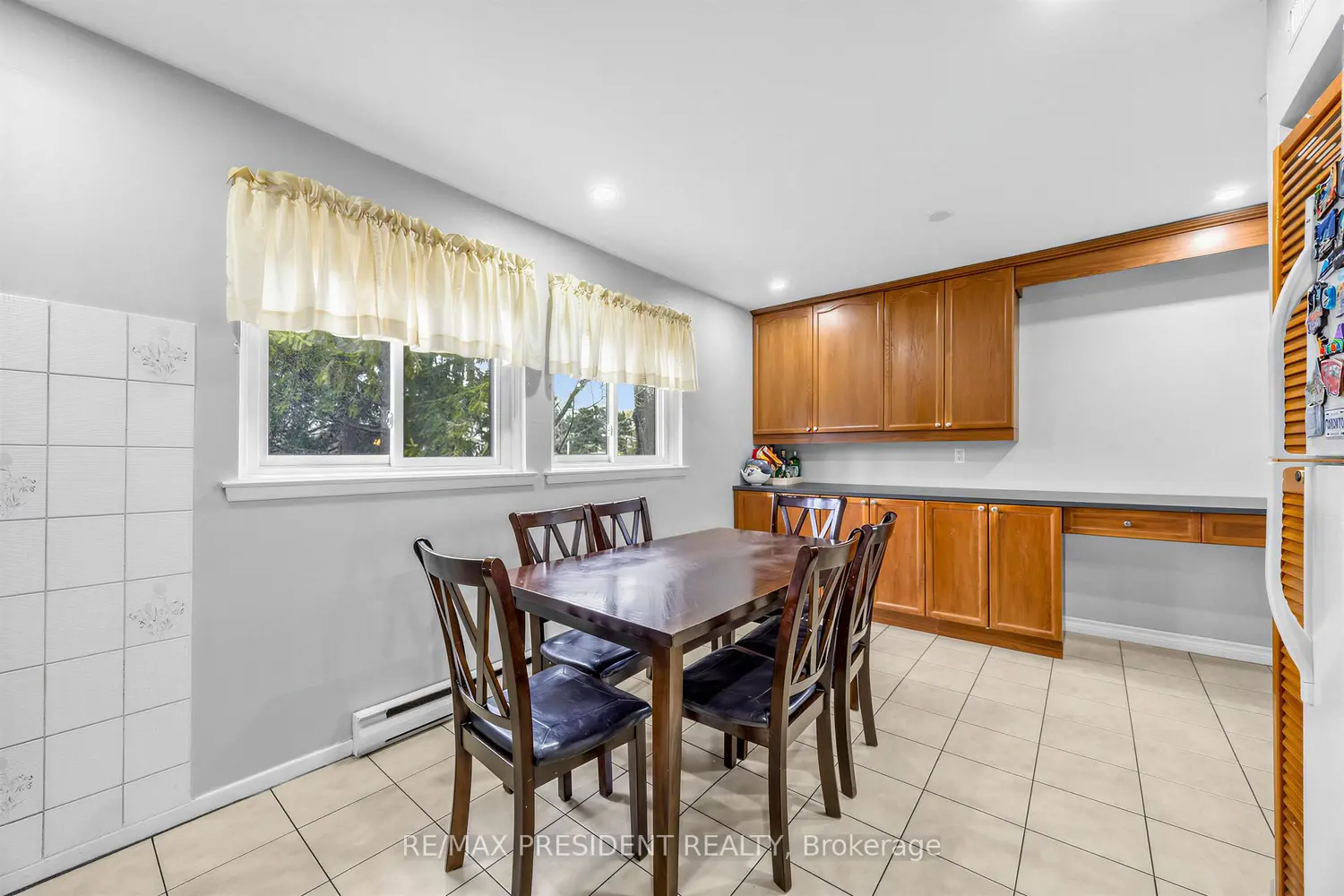 120 Murison Boulevard 20 photo 5