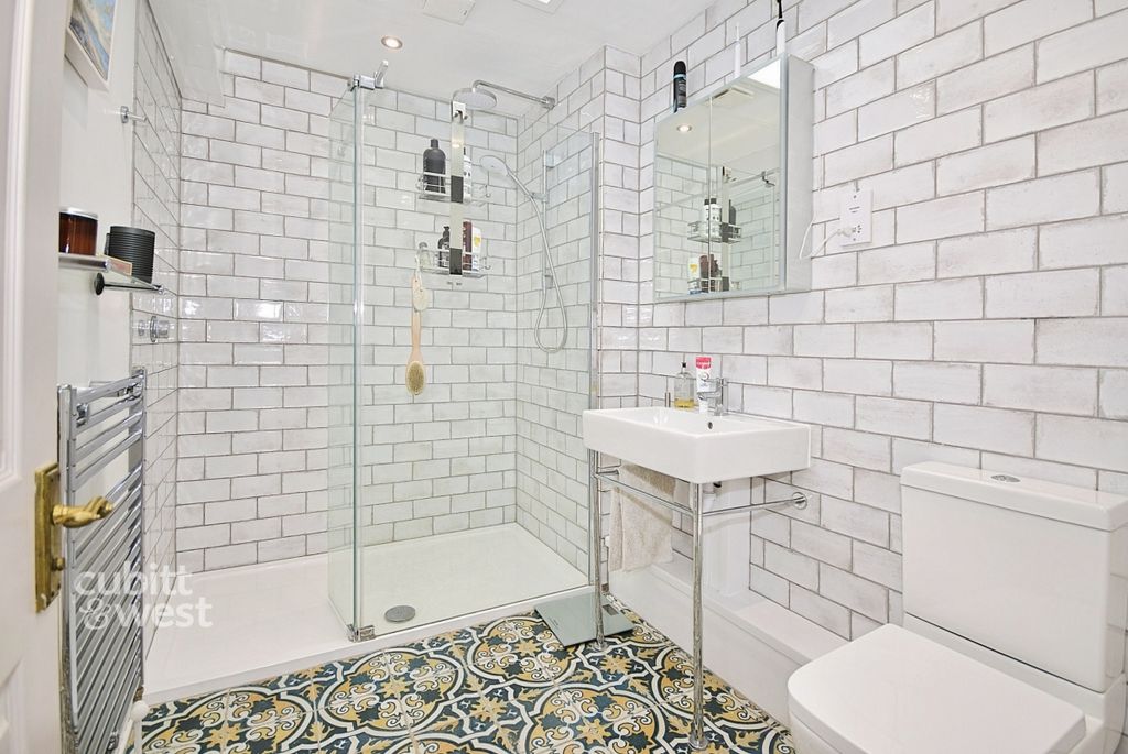 Additional image 10 of 2 bed flat to rentLondon Road, Arundel BN18