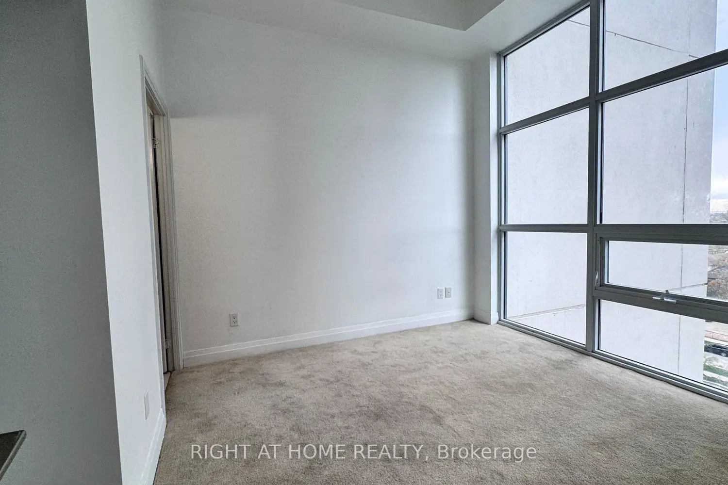Additional image 10 of 20 Meadowglen Place 824