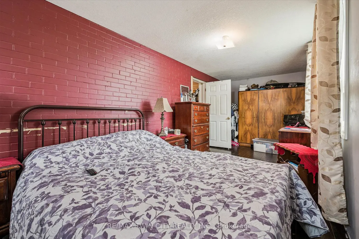 Additional image 14 of 27 Roseview Avenue