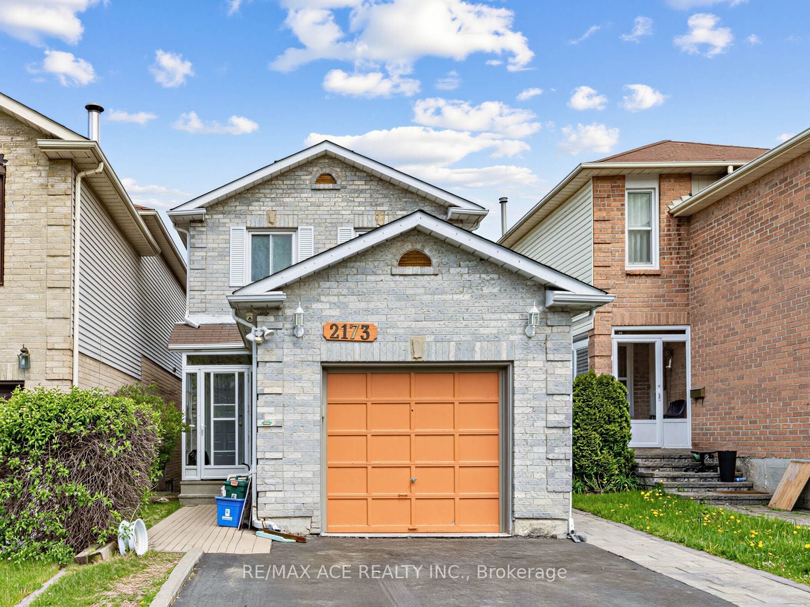 Main-2173 Denby Drive, Pickering, ON, L1X 2A9