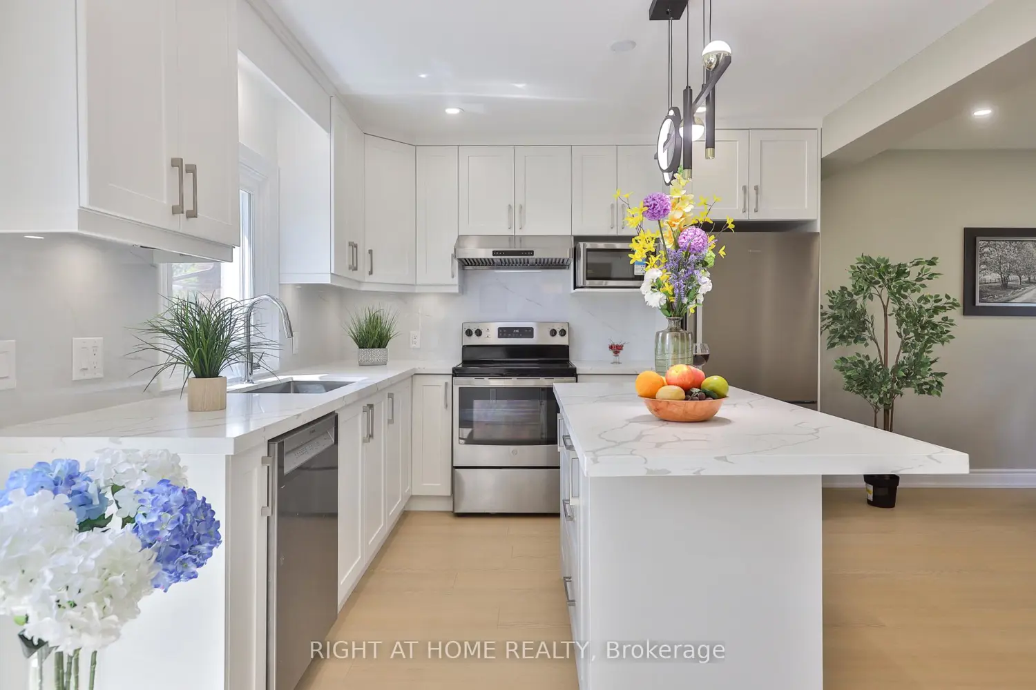 60 Aragon Avenue photo 3