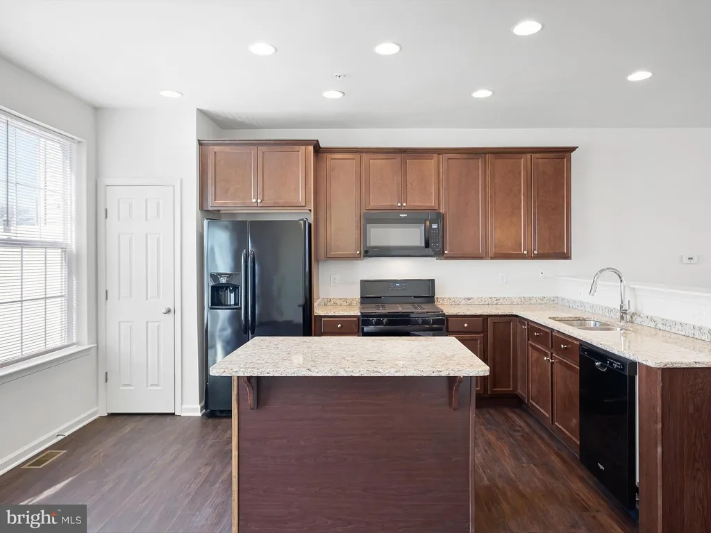 Additional image 10 of 415 Lenape Way, Claymont, DE 19703