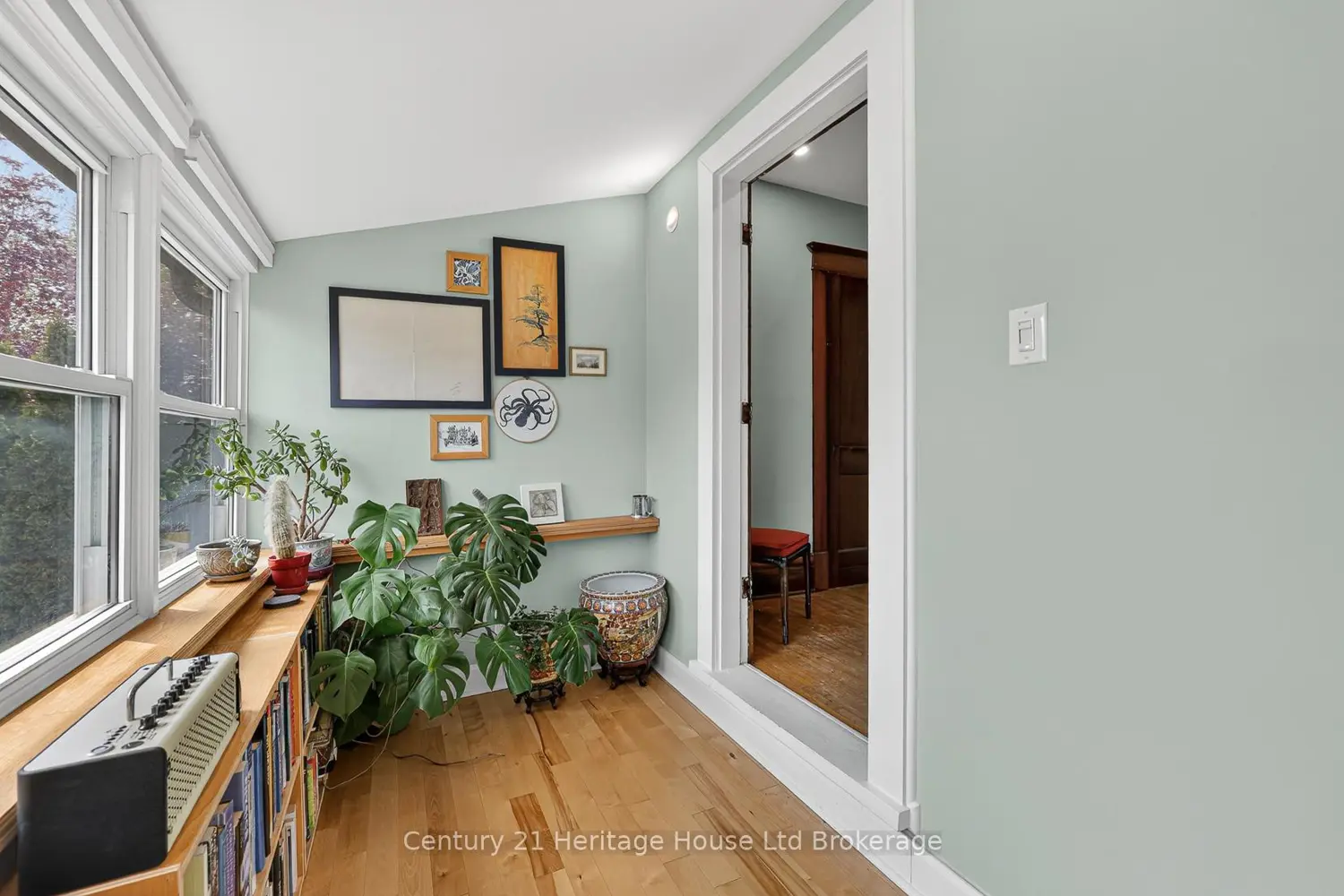 Additional image 11 of 520 Mary Street