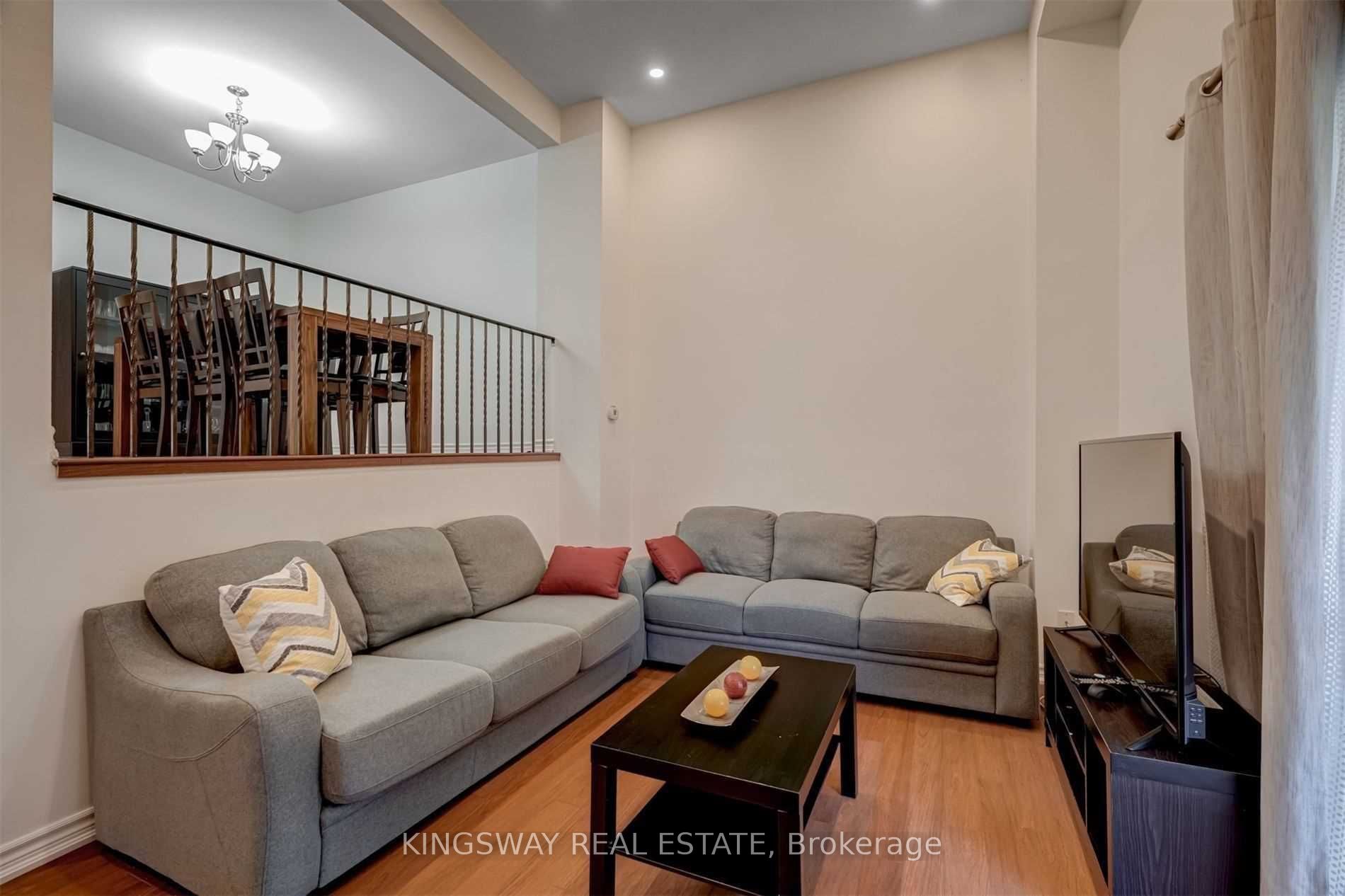 Additional image 4 of 8-300 Brideltown Circle, Toronto, ON, M1W 2G8