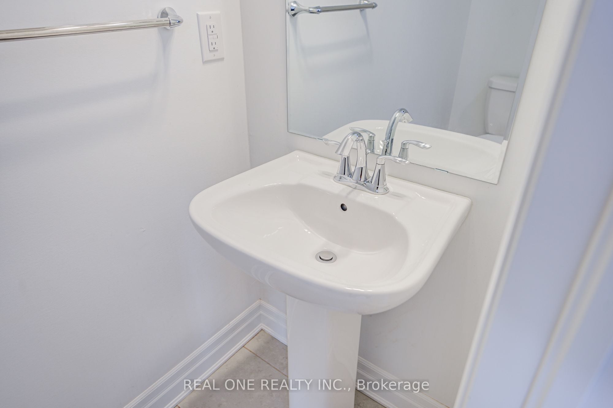 Additional image 6 of 1204 Onyx Trail, Oakville, ON, L6H 7G1