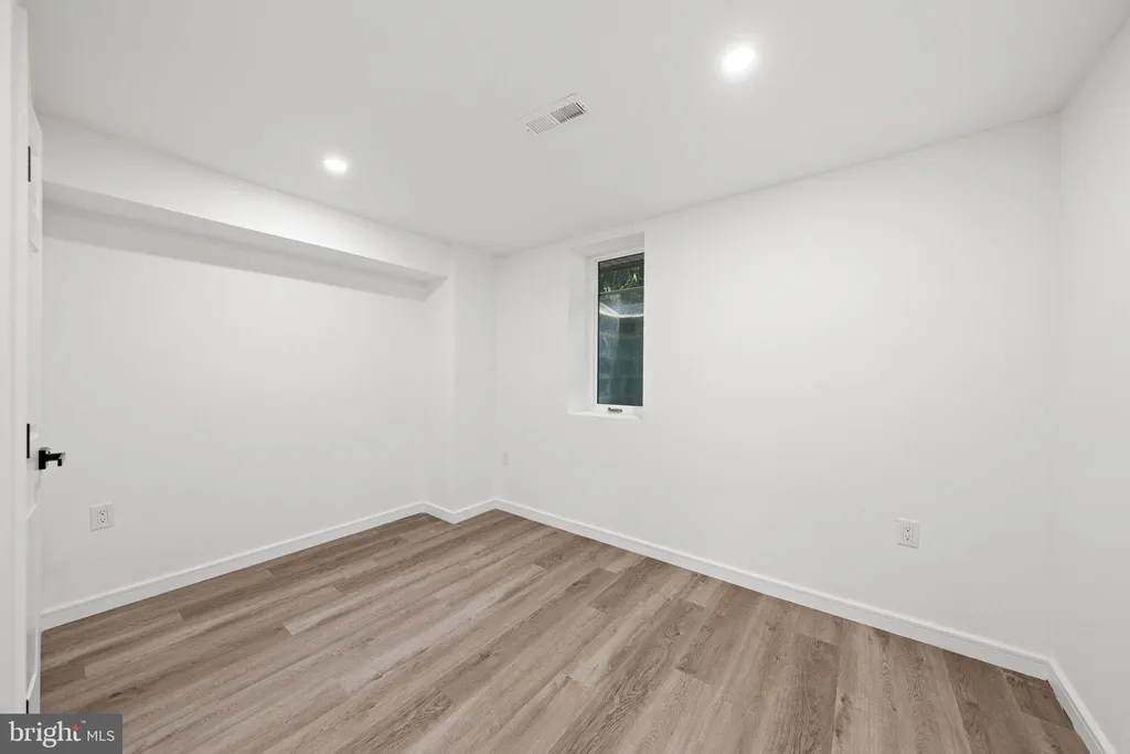 Additional image 46 of 10028 Dellcastle Rd, Gaithersburg, MD 20886