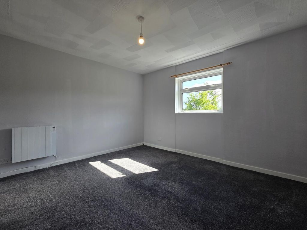 Additional image 9 of 2 bed flat to rentIona Court, Perth PH1