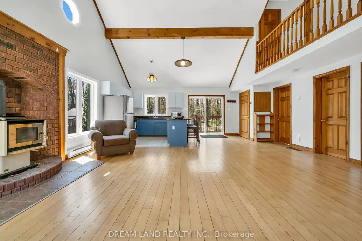86 Tall Pines Drive photo 2