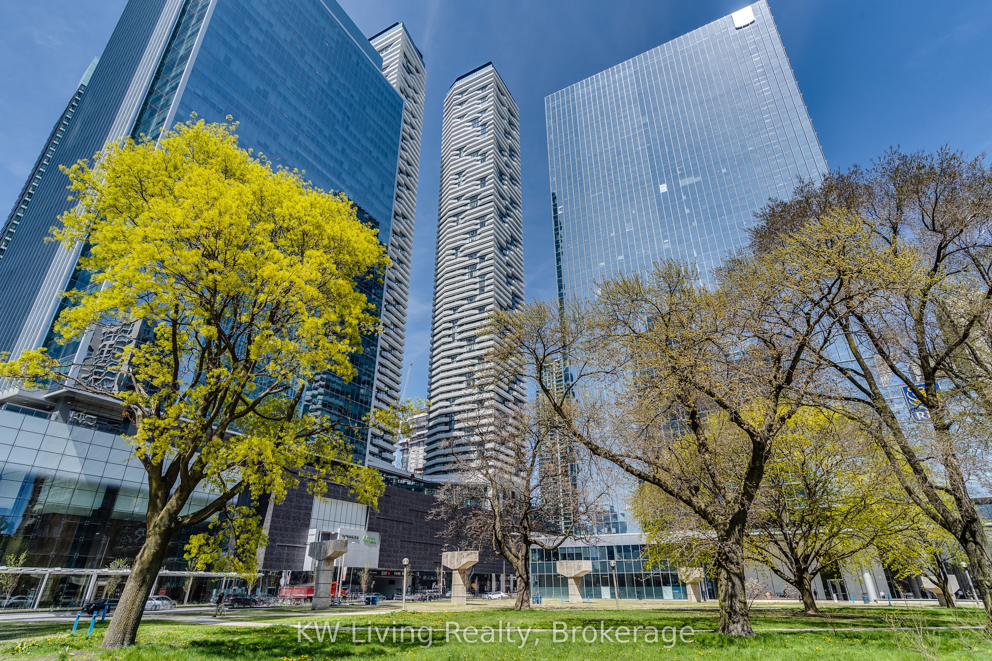 Additional image 2 of 4011-100 Harbour Street, Toronto, ON, M5J 1B7