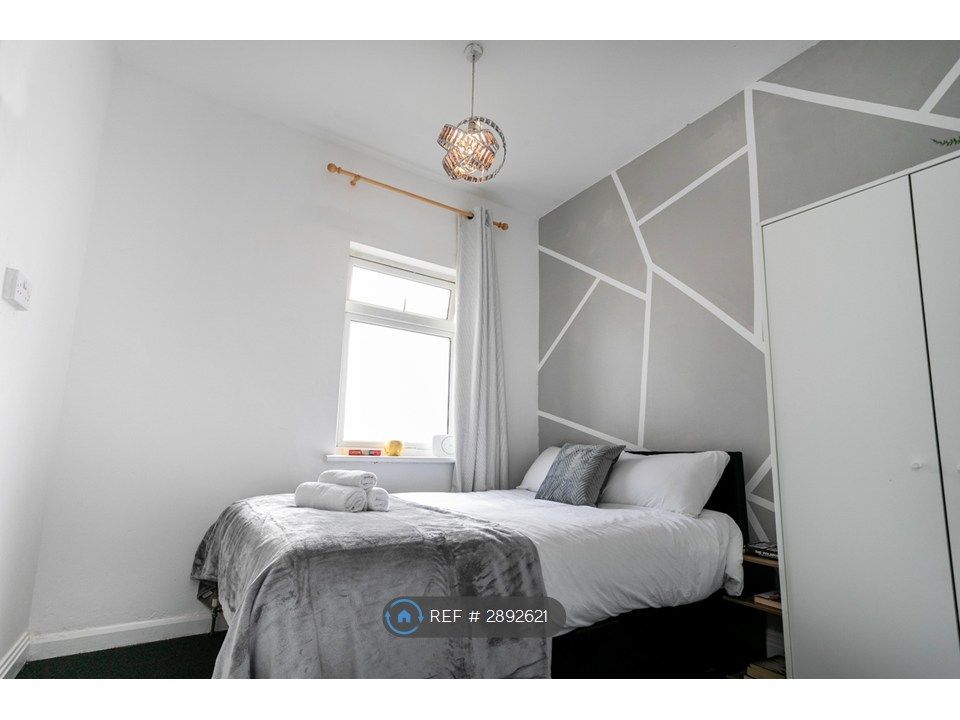 Additional image 14 of 6 bed terraced house to rentSaint Peters Road, Leicester LE2