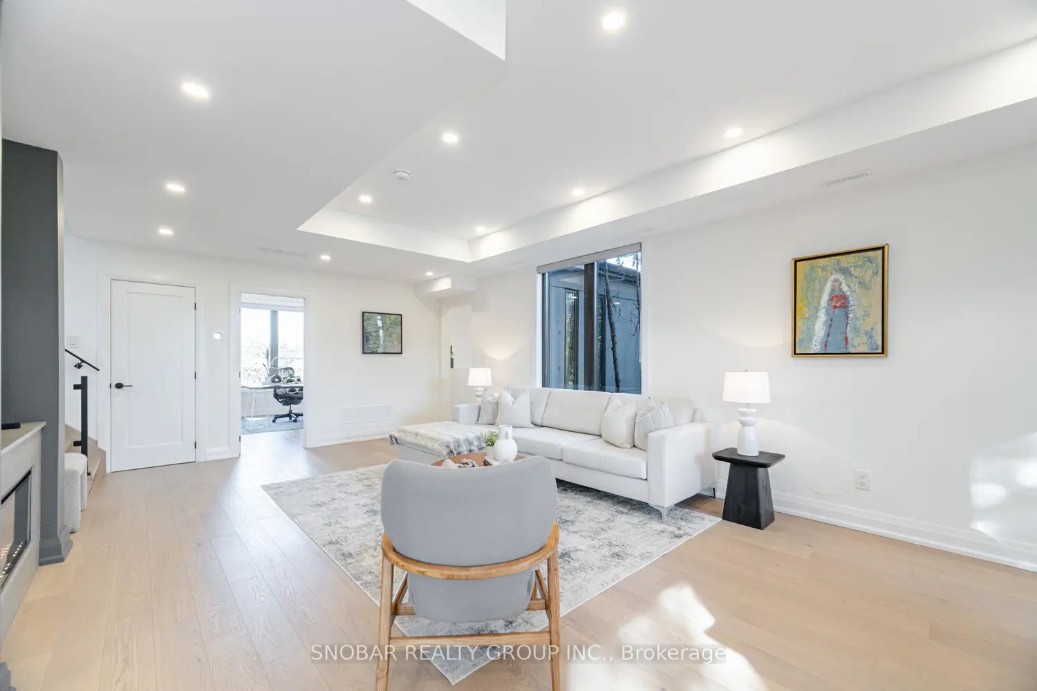 Additional image 3 of 720 Hillman Crescent