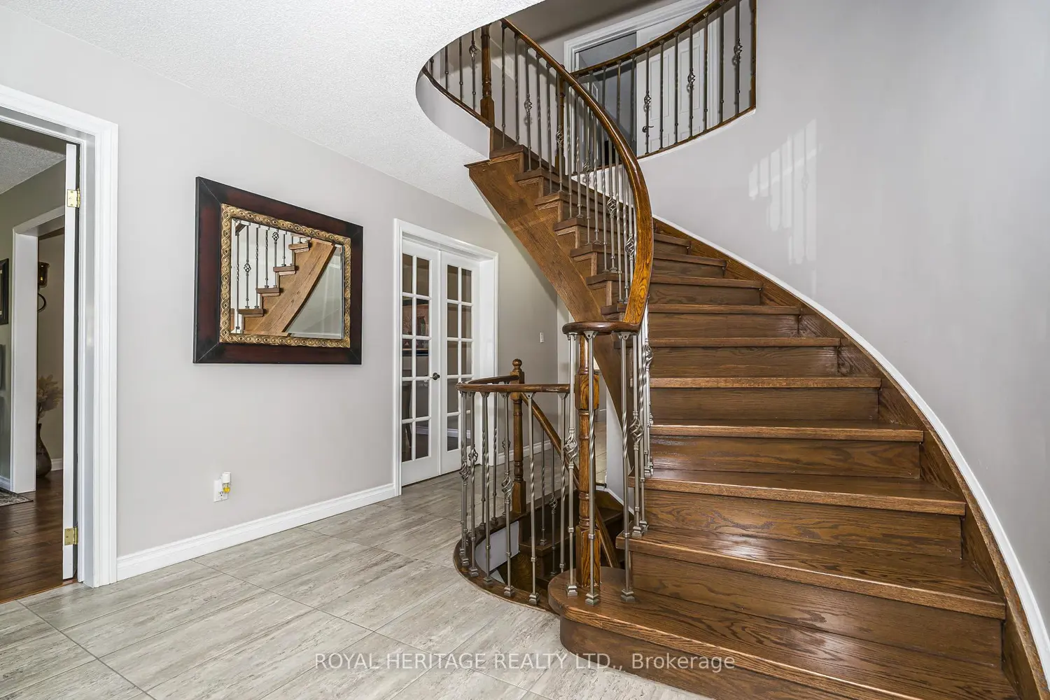 525 Sundown Crescent