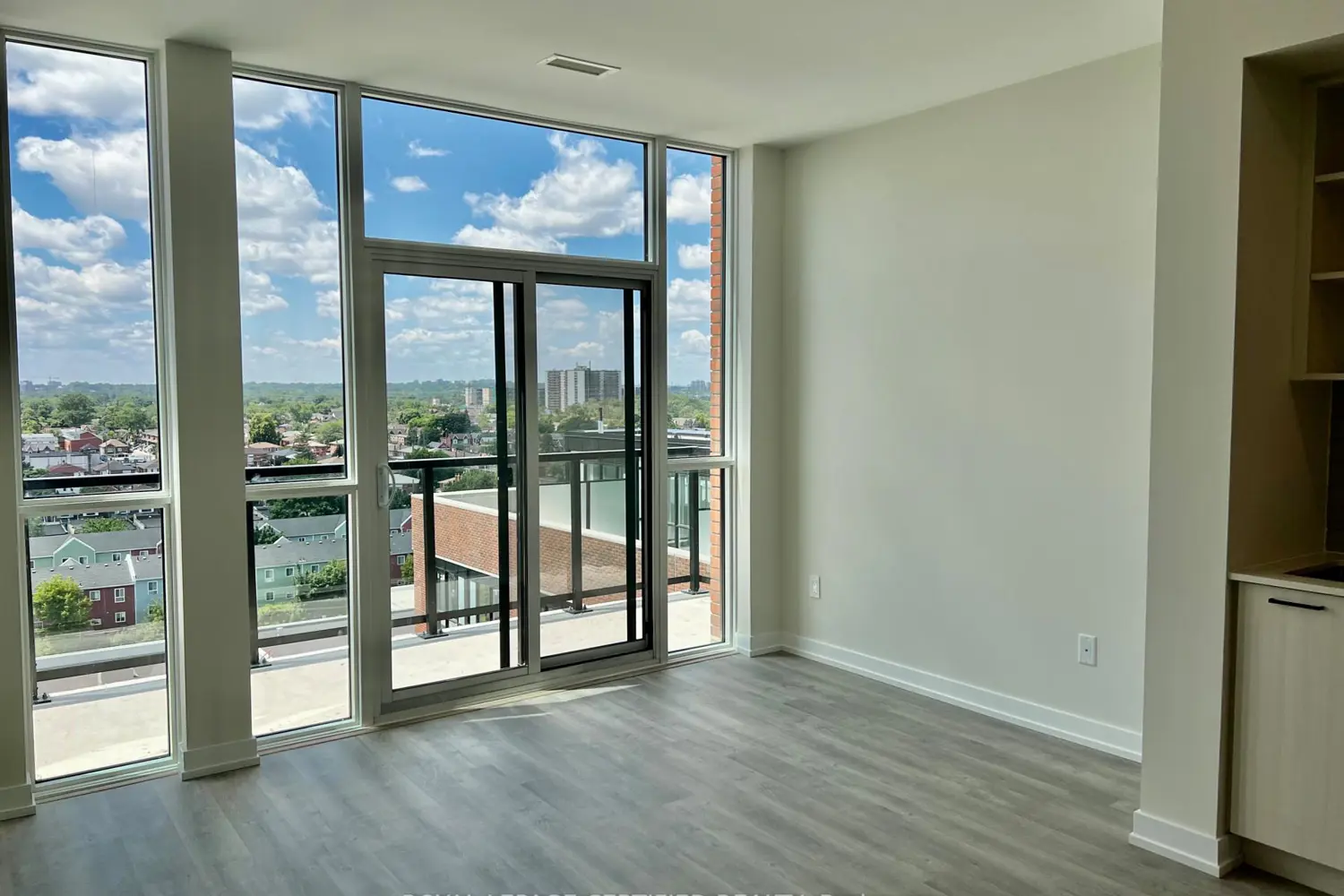 2300 St Clair Avenue 1011 photo 4
