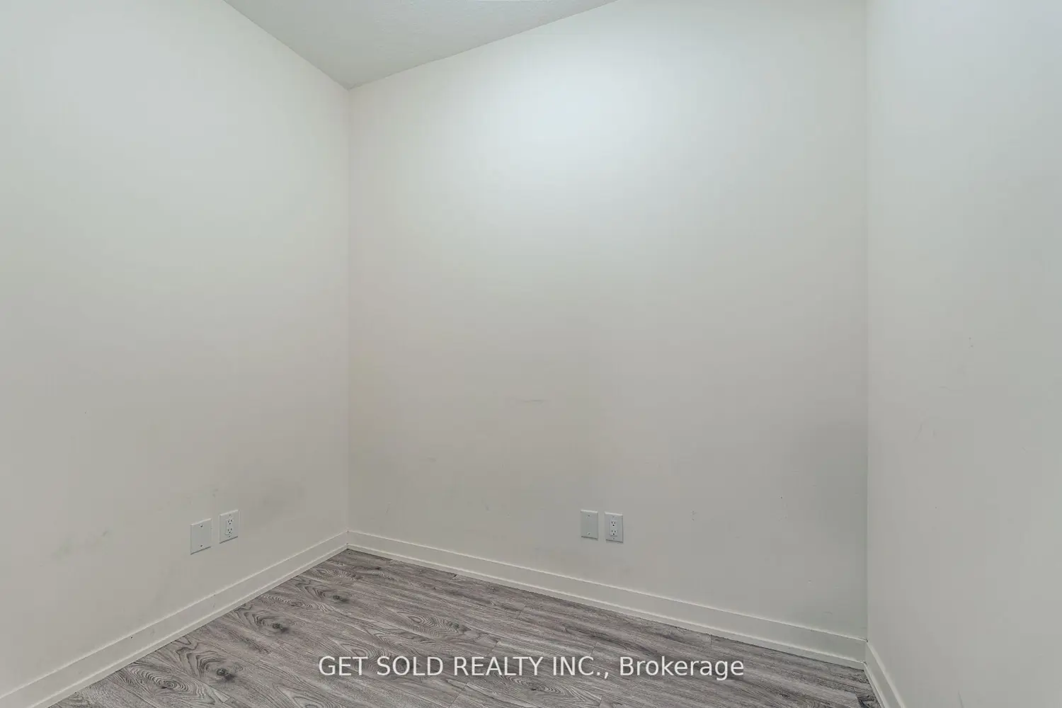 Additional image 6 of 128 King Street 1105