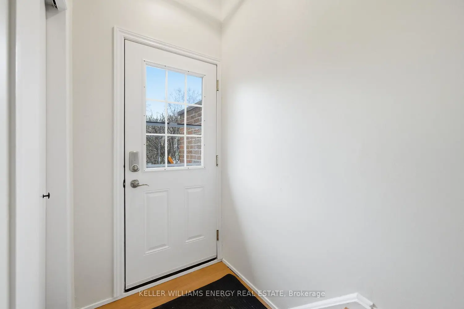 441 Maplewood Drive photo 5