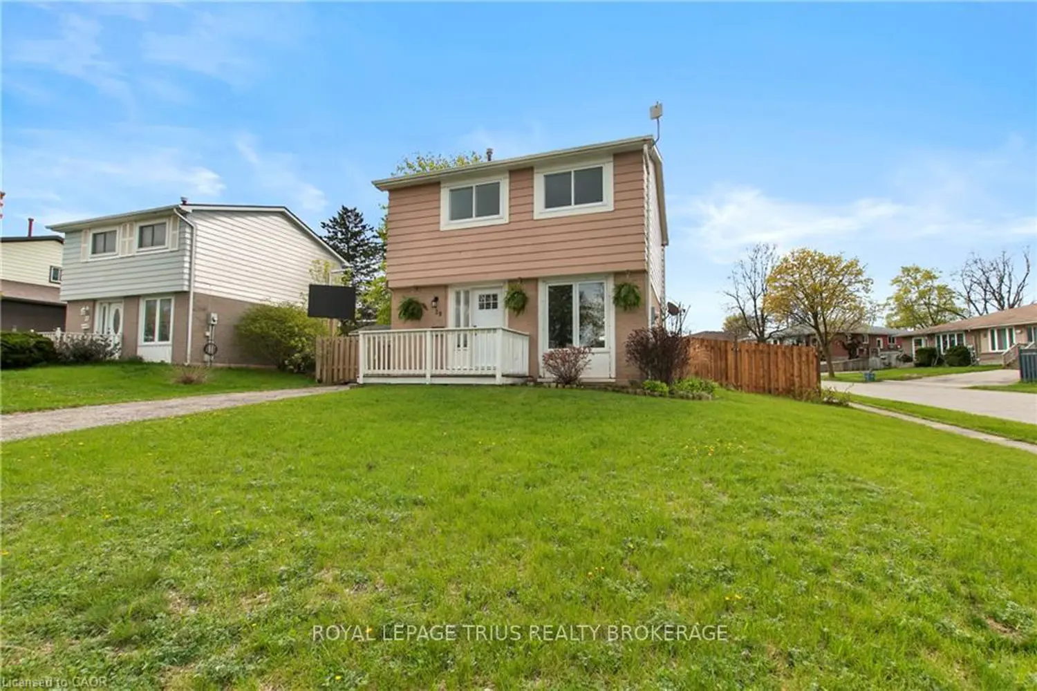 29 Woodlawn Avenue