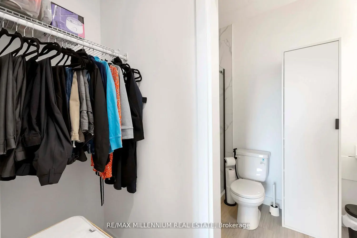 Additional image 5 of 408 Dundas Street 306