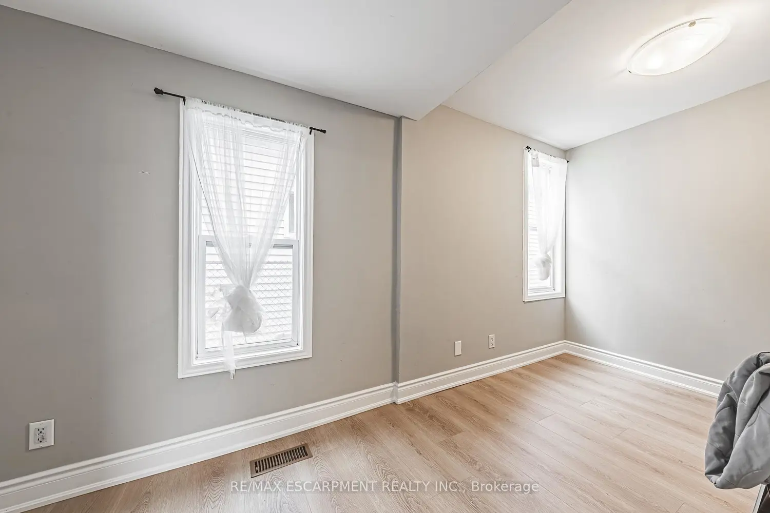 Additional image 10 of 24 Rowanwood Street